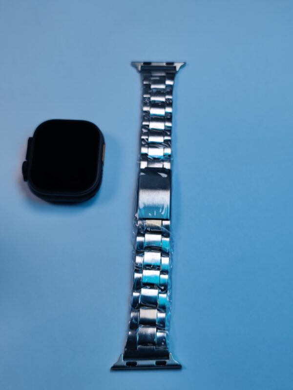 CROWN 10+1 ULTRA 2 SMART WATCH - Image 4